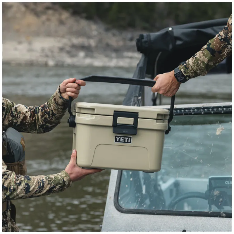 Yeti Roadie 8 Cool Box tan